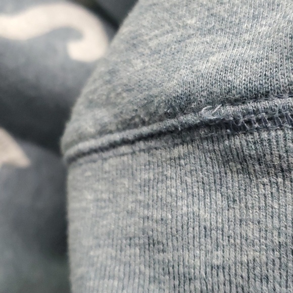 Gap sweatshirt women's size medium M blue white arrows G A P SF - Picture 8 of 8